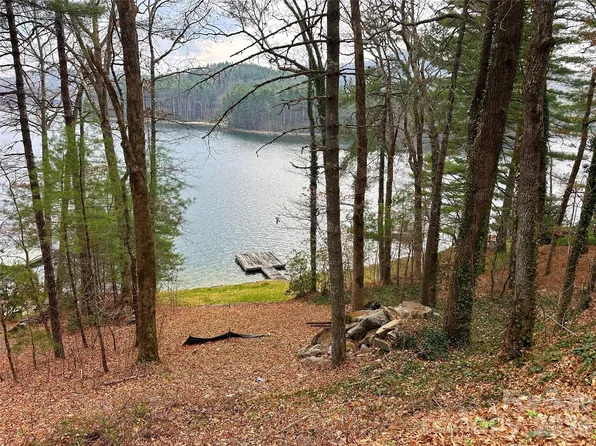 38 Levi Rd, Glenville, NC 28736