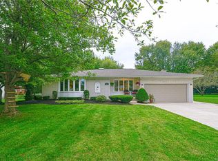 41 Candy Ln, Orchard Park, NY 14127