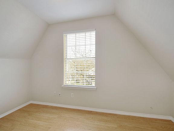 5th image of 240 Princeton Ave #C