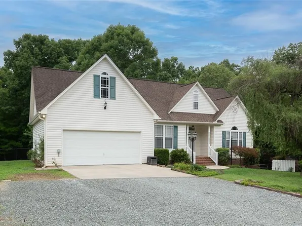 1748 Conners Ct, Burlington, NC 27215