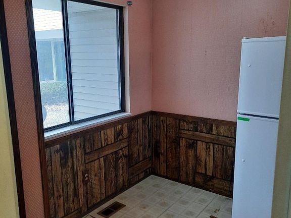 5th image of 6349 Wainscot Dr SE