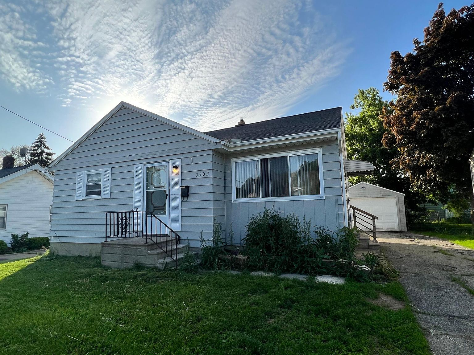 3302 Miller Rd, Flint, MI 48503 Zillow