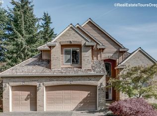 8590 SW Ravine Dr, Beaverton, OR 97007