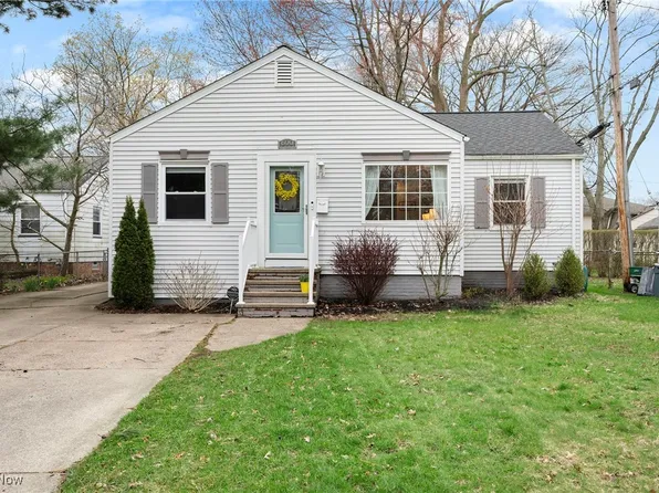 600 Cahoon Rd, Bay Village, OH 44140