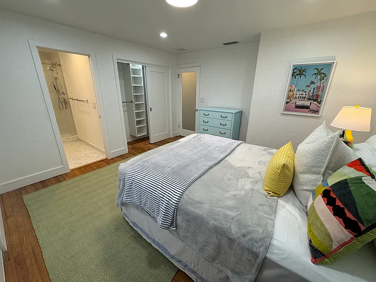 276 Snell Isle Blvd NE — Photo 23