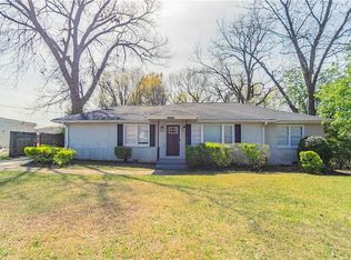 2062 Whites Mill Rd, Decatur, GA 30032