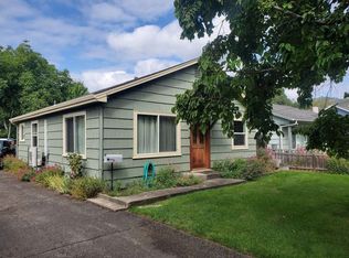 422 SW Westholm Ave, Grants Pass, OR 97526