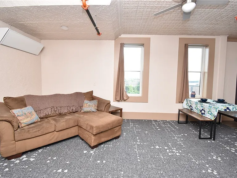 152 Court St #5 — Photo 10