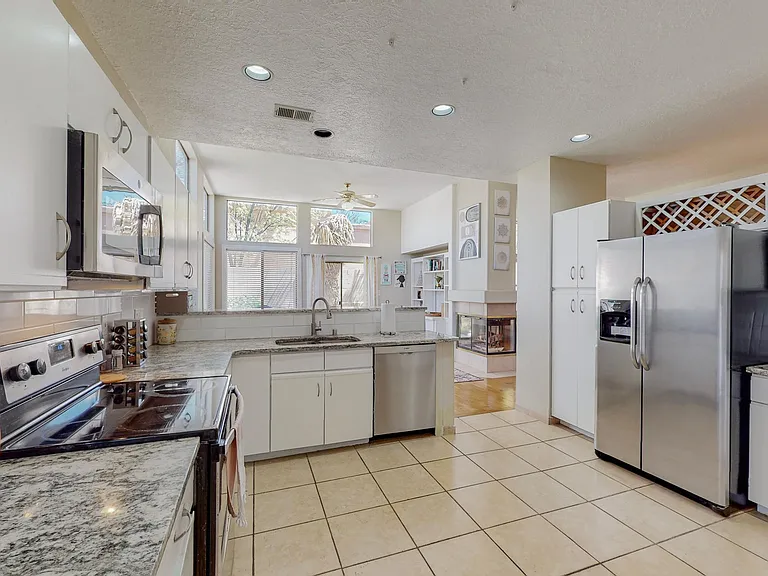 6216 Academy Ridge Dr NE — Photo 14