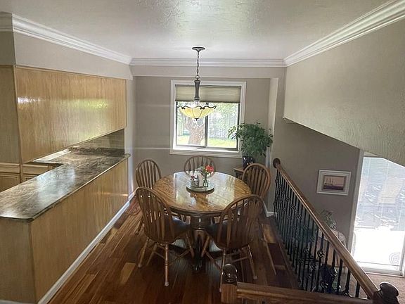 4th image of 10 Sepulveda Ct