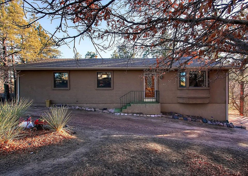 1st image of 9 El Dorado Ln