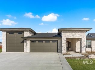 870 N Creekwater Ave LOT 6/5, Eagle, ID 83616