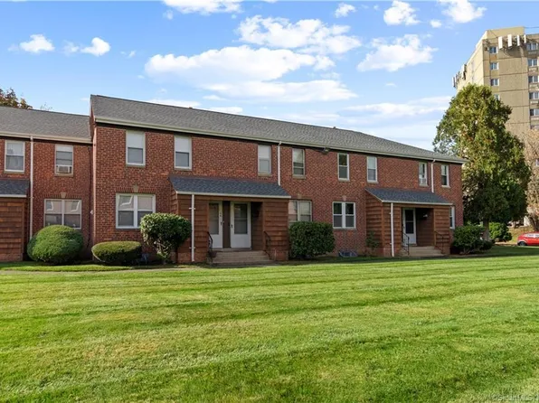 42 Virginia Avenue, Bridgeport, CT 06610