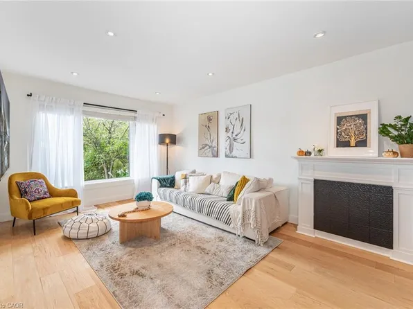 2431 Padstow Cres, Mississauga, ON L5J 2G2