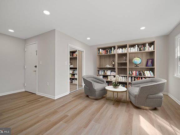 2nd image of 9491 Fairfax Blvd APT 303
