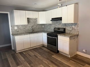 913 Lawson Rd, Bakersfield, CA 93307