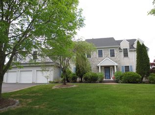 14 Kinglet Dr S, Cranbury, NJ 08512