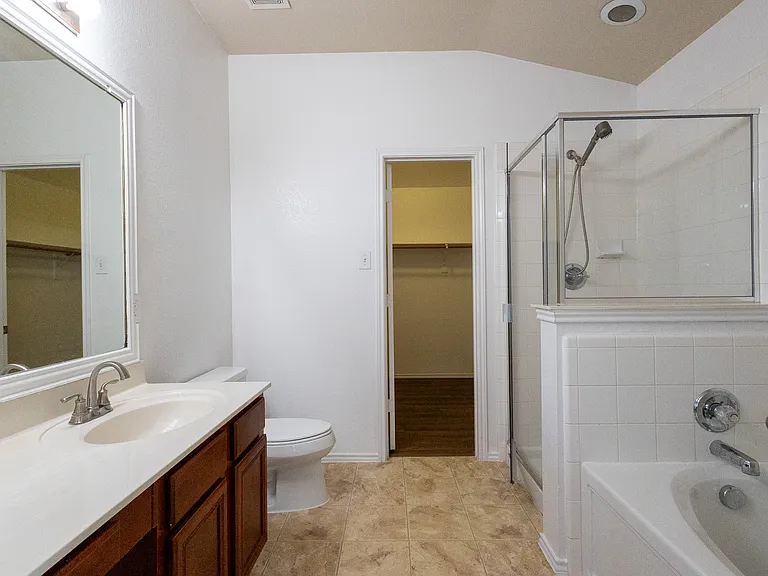 1601 Lionheart Dr — Photo 12