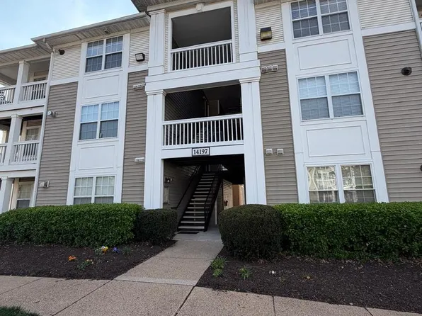 14197 Cuddy Loop APT 102, Woodbridge, VA 22193