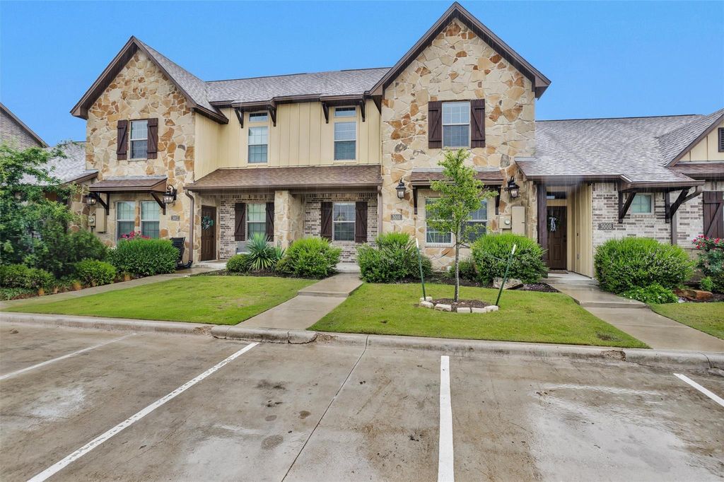 Apartment in College Station - View 2