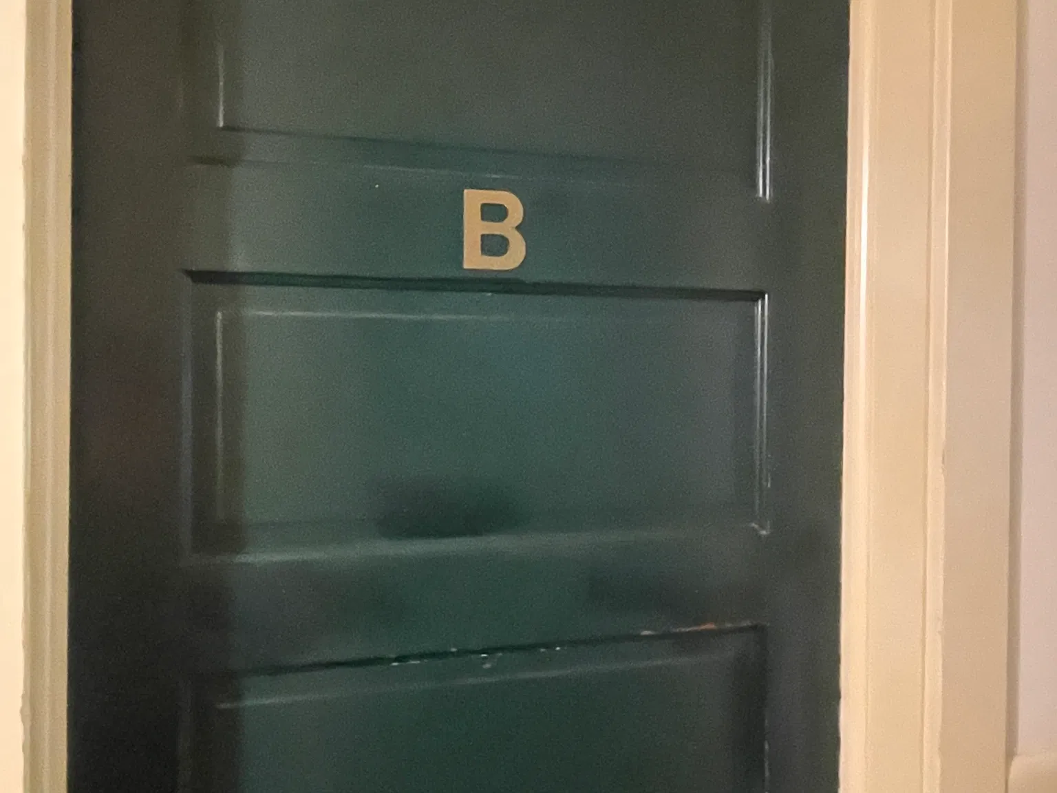 Studio, 500 sqft, $850 — Photo 2
