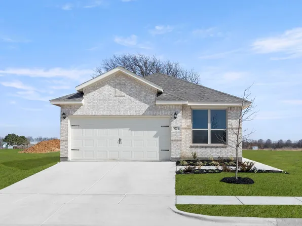 8224 Kingfisher Rd, Aubrey, TX 76227