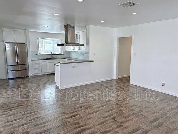 4th image of 3830 Hepburn Ave