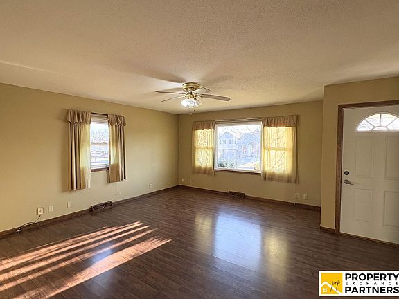 3rd image of 1200 Crescent Dr