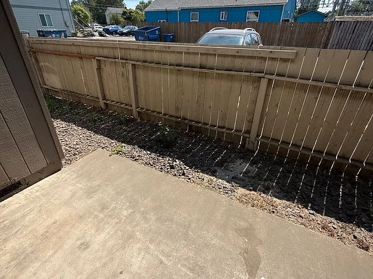 1828 Liberty St NE — Photo 18