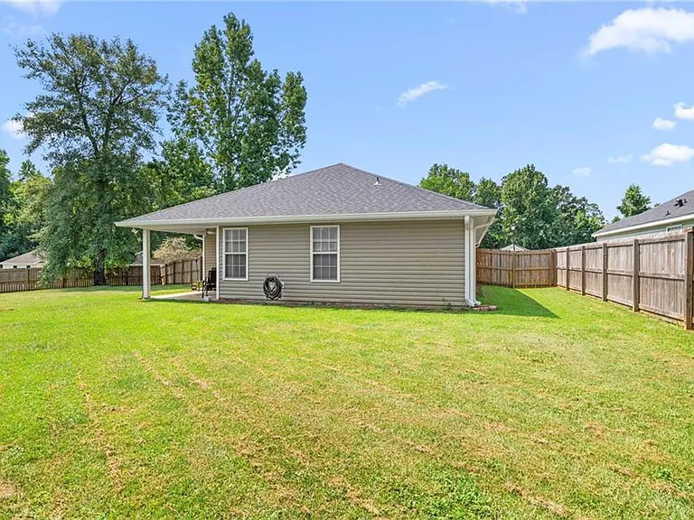 8650 Hamilton Bridges Dr S — Photo 24