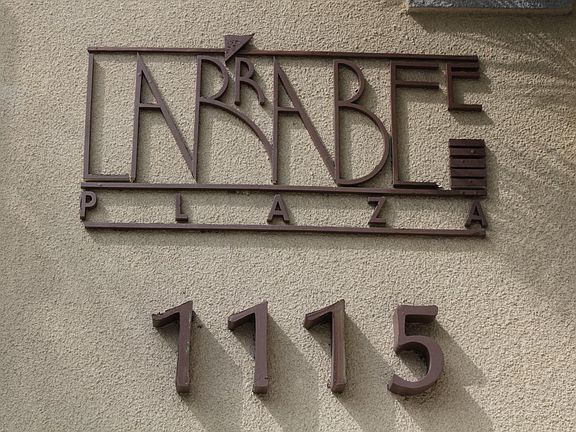 4th image of 1115 Larrabee St #206