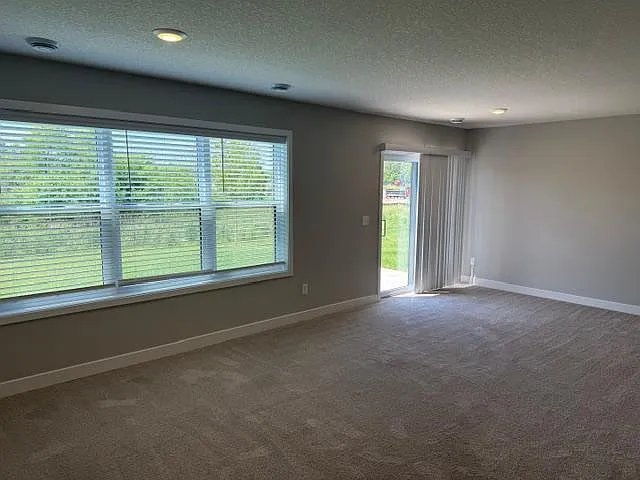10547 Robinwood Rd — Photo 6
