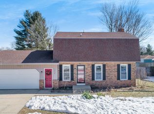 7334 Roselane Ave, Jenison, MI 49428