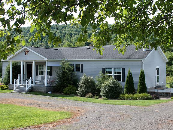 3rd image of 624 Cooper School House Road