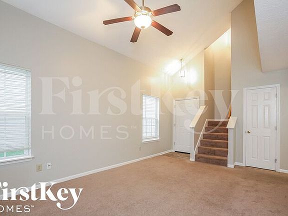 2nd image of 6701 Ossington Dr