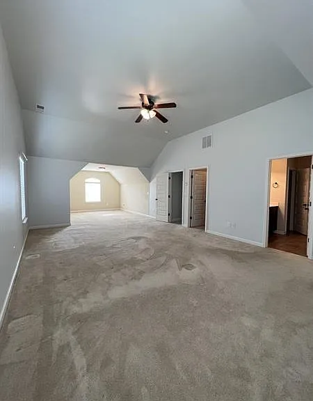 921 Prather Ct — Photo 31