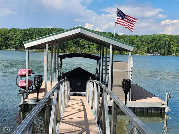 43 Mount Pleasant Ln, Manson, NC 27553