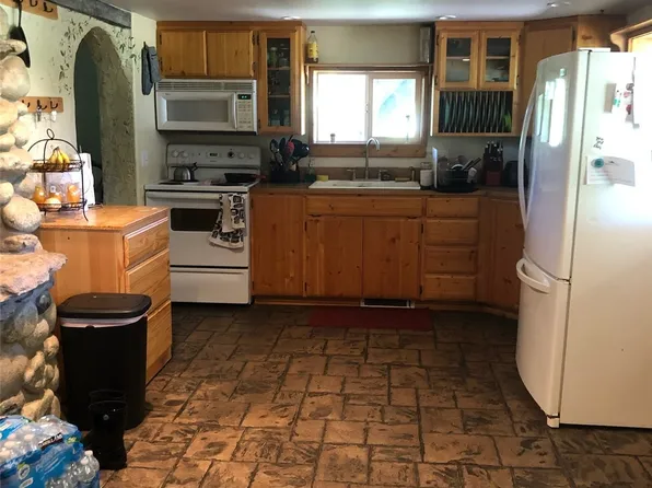 28 Roggow Road, Tonasket, WA 98855