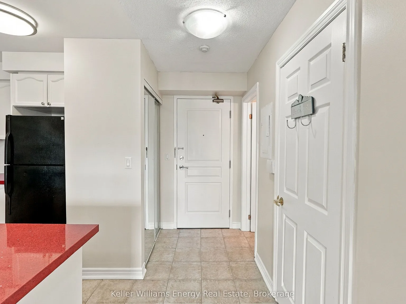 2 bed, $2,800 — Photo 4