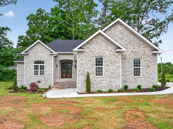 42 Todd Rd, McMinnville, TN 37110