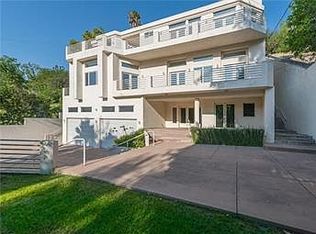 4542 Balboa Ave, Encino, CA 91316