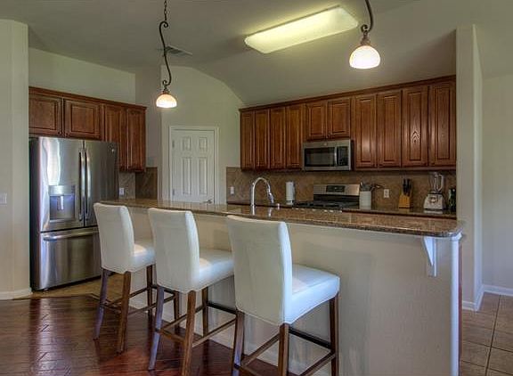 3rd image of 6301 York Bridge Cir