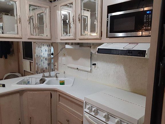4th image of 5009 Kerri Alice Cir