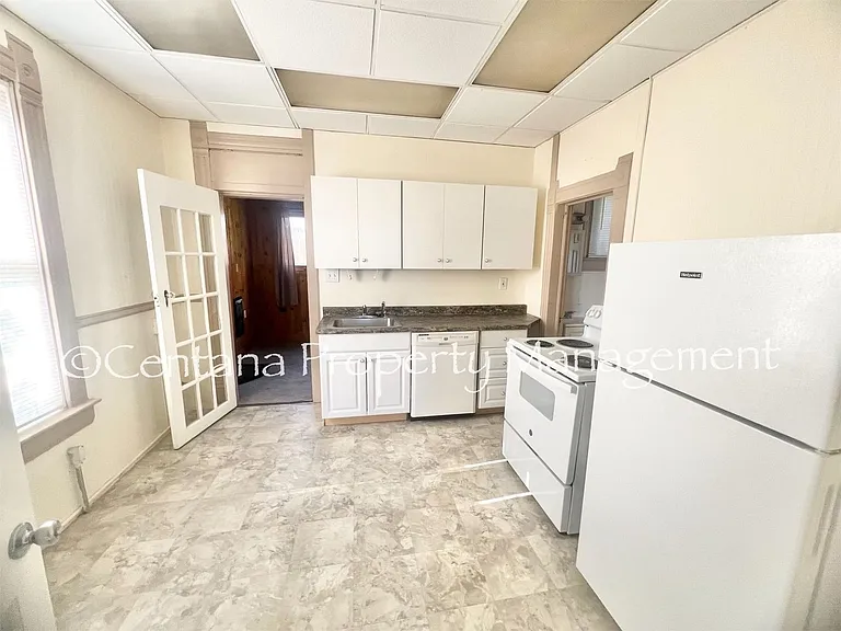 515 James St — Photo 14
