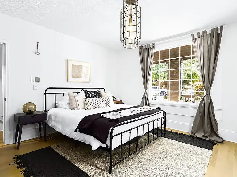 66 Howell St NE #1 — Photo 4