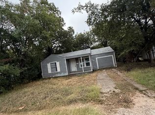 3532 Pioneer St, Fort Worth, TX 76119