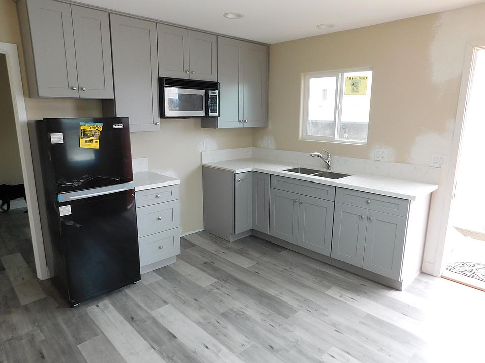 1st image of 3543-45 Tomahawk Ln