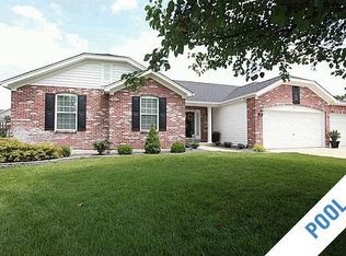 2311 Fox Hound Ct, Lake Saint Louis, MO