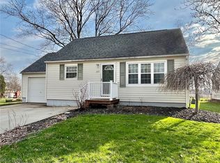 219 S Main St, Creston, OH 44217