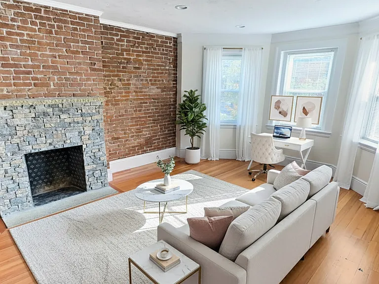 1616 Beacon St #5 — Photo 2
